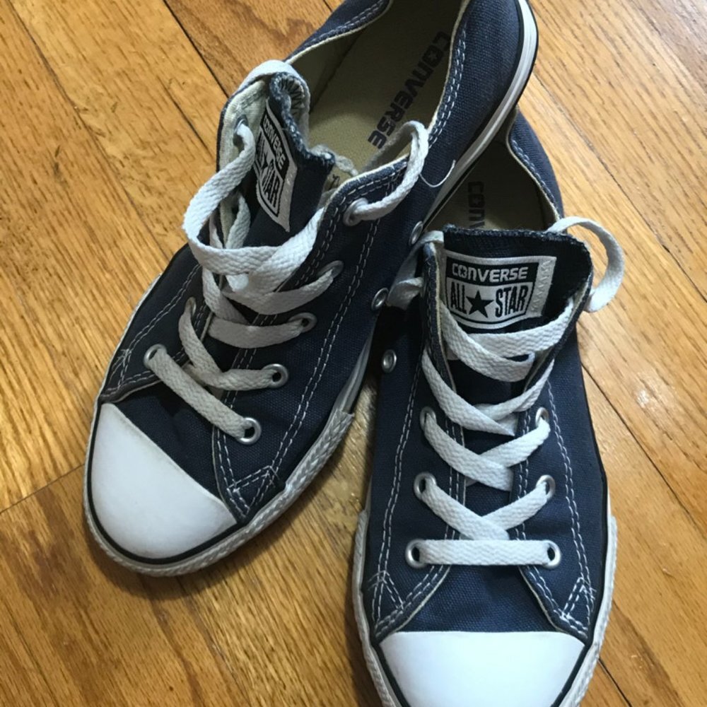 CONVERSE Sneakers- ALL STAR BLUE LOW TOP SNEAKER - UNISEX YOUTH size 3